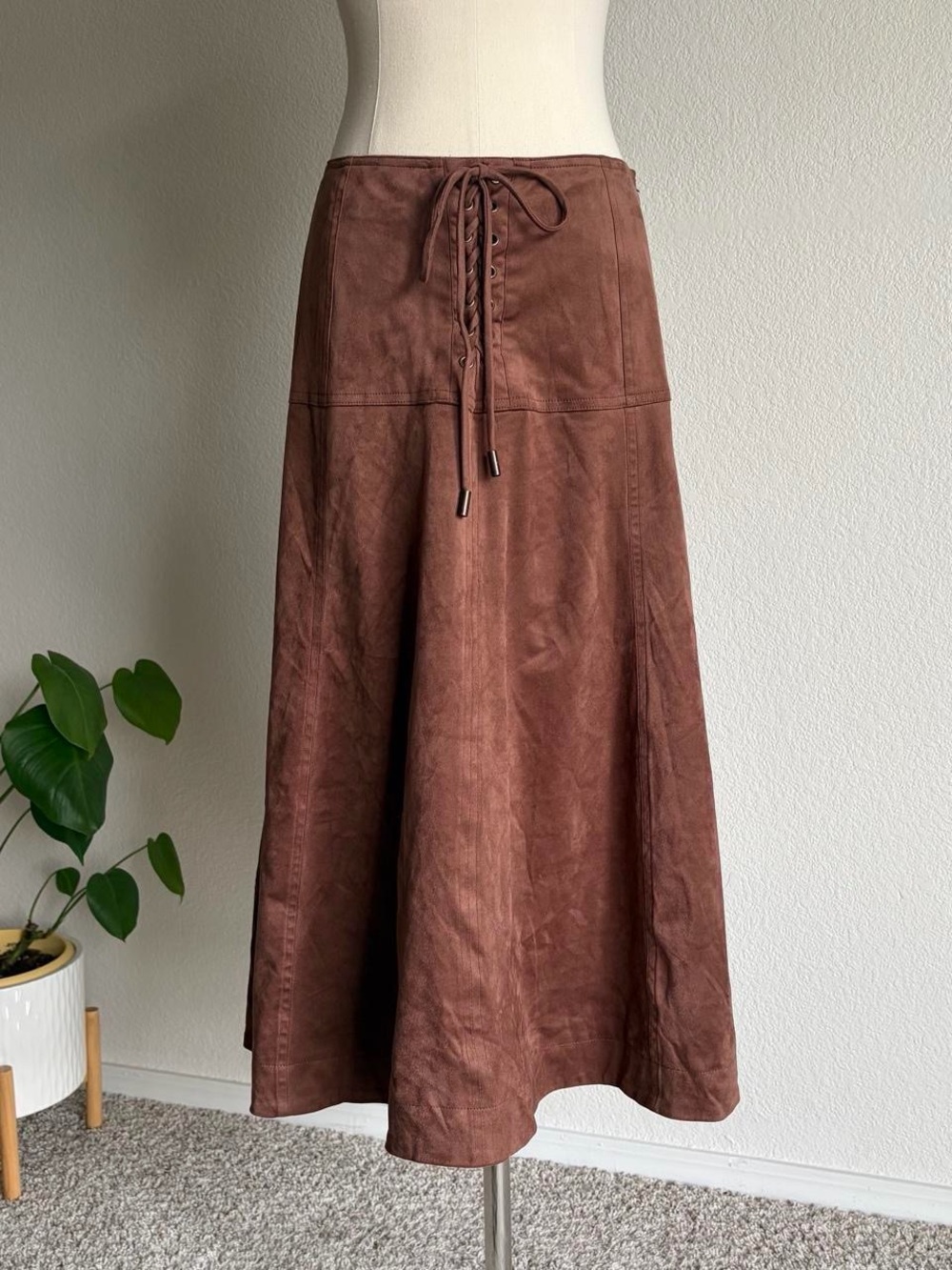 Jacquie The Label Faux Suede Lace-Up Midi Skirt - Picture 3 of 8
